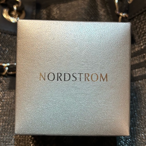 CZ 4ct Sterling Silver Three Prong Diam. Earrings /NORDSTROMS these are stunning - Picture 4 of 4